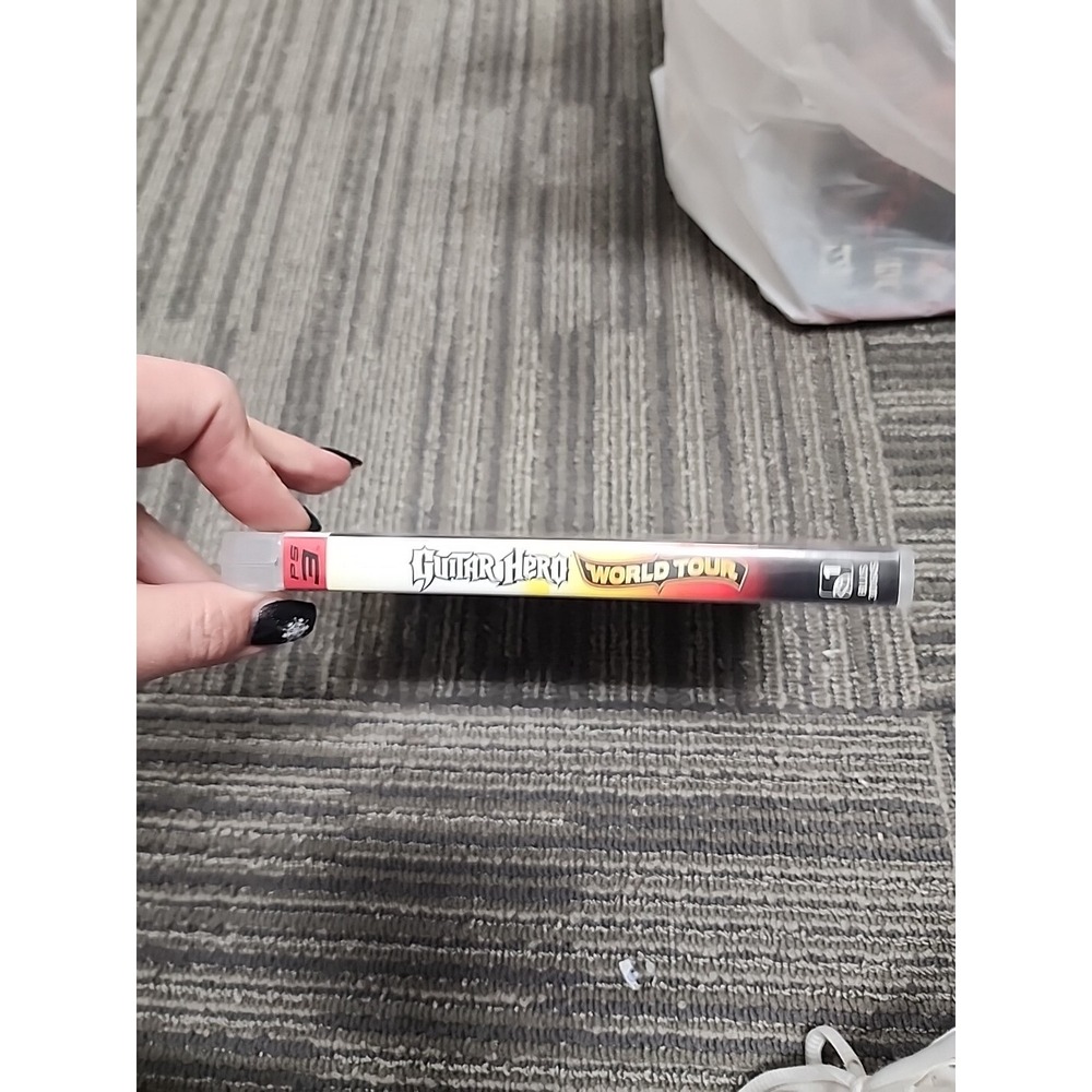 Guitar Hero World Tour (Sony PlayStation 3,  2008) No Manual Game Disc PS3‎ - Picture 3 of 6